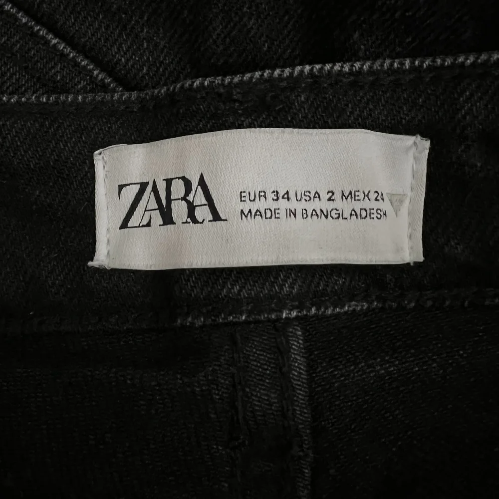2/$30 ZARA Split Ankle Skinny Jeans 2 Rinsed Black High Rise #5724
